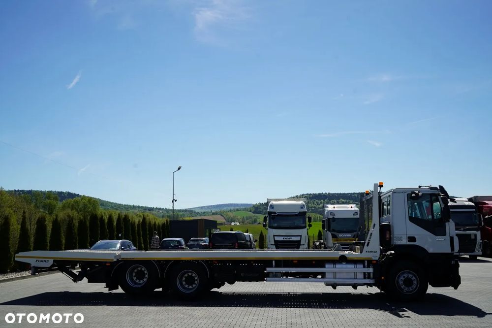 Iveco STRALIS 360 / 6X2 /  LAWETA / PLATFORMA 9,3 M / NAJAZDY HYDRAULICZNE / WYCIĄGARKA / OŚ PODONOSZONA  / EURO 6 - 7