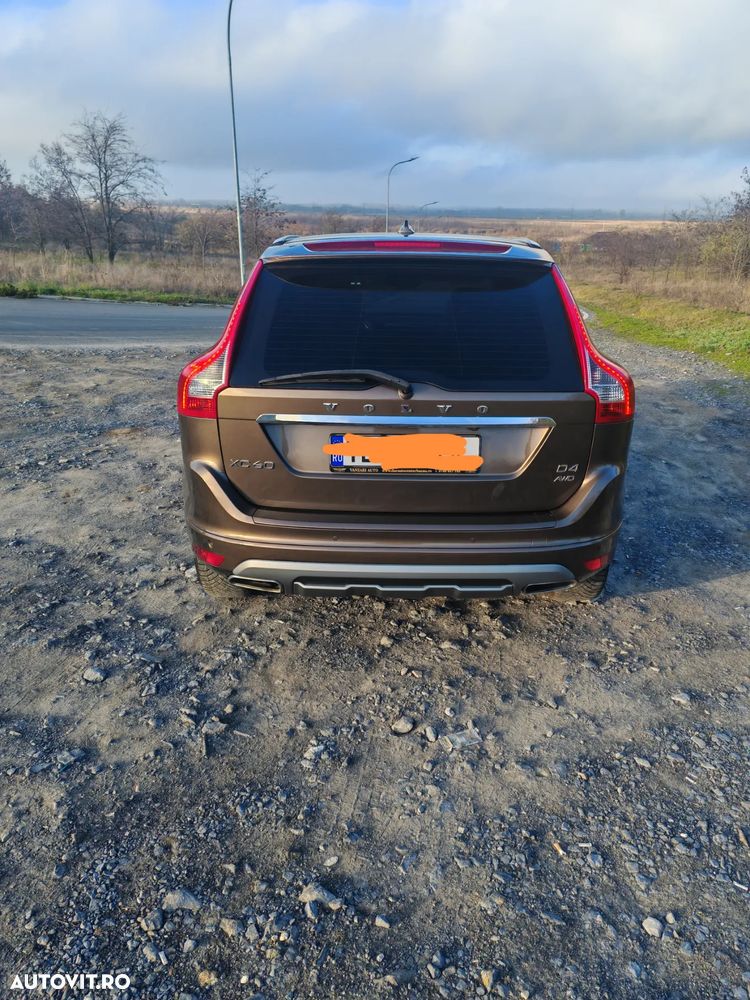 Volvo XC 60 D4AWD Kinetic - 2