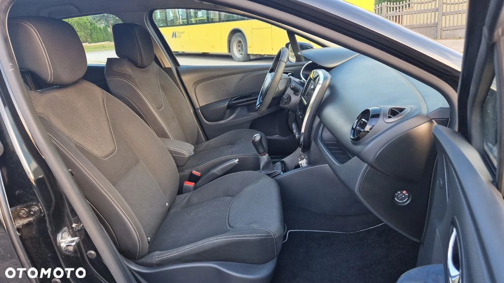 Renault Clio 1.2 16V 75 Expression - 7