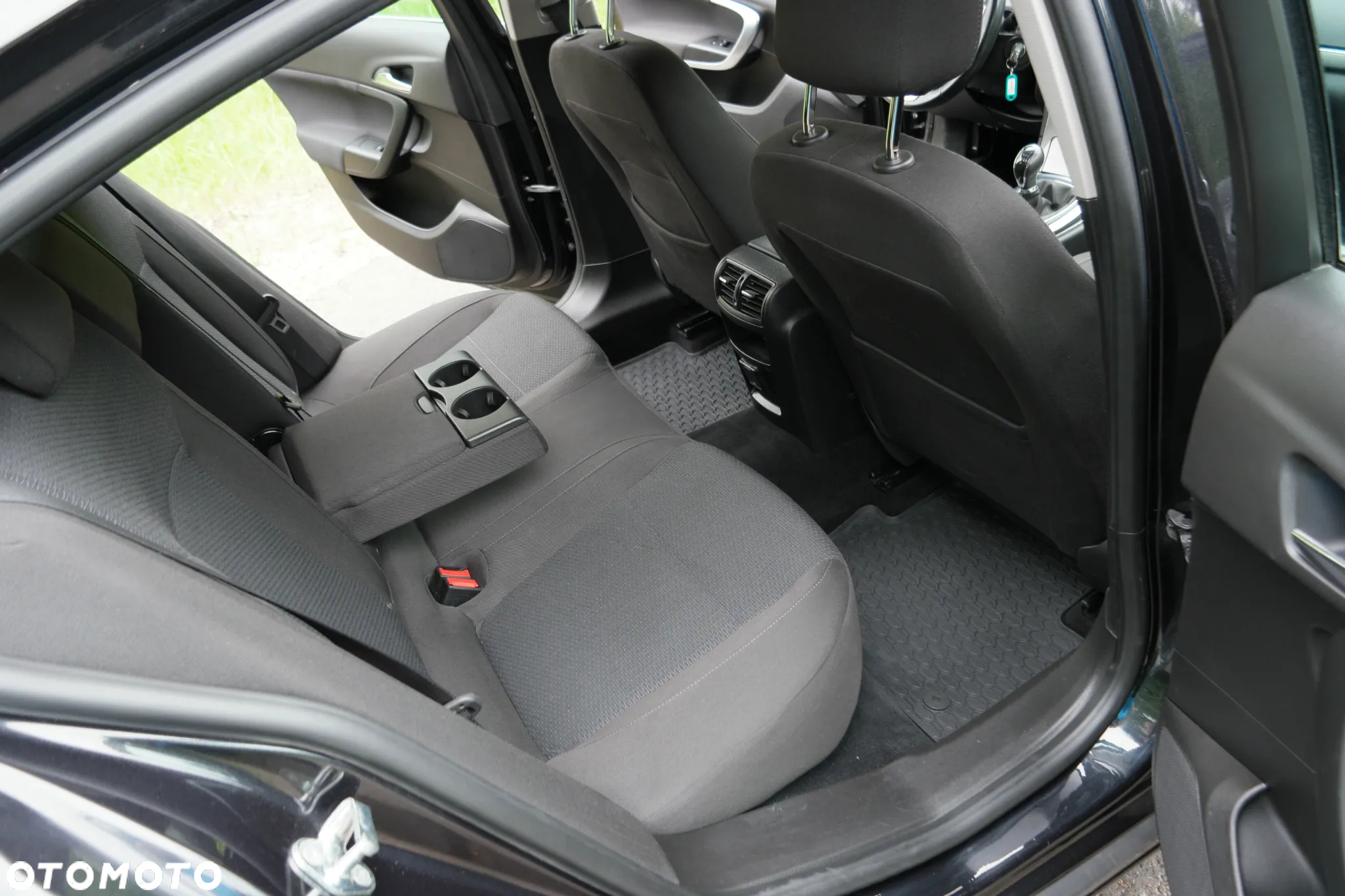 Opel Insignia - 22