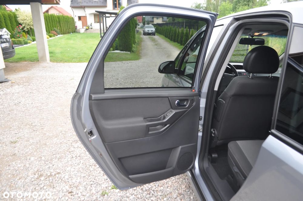 Opel Meriva 1.6 16V Cosmo - 17