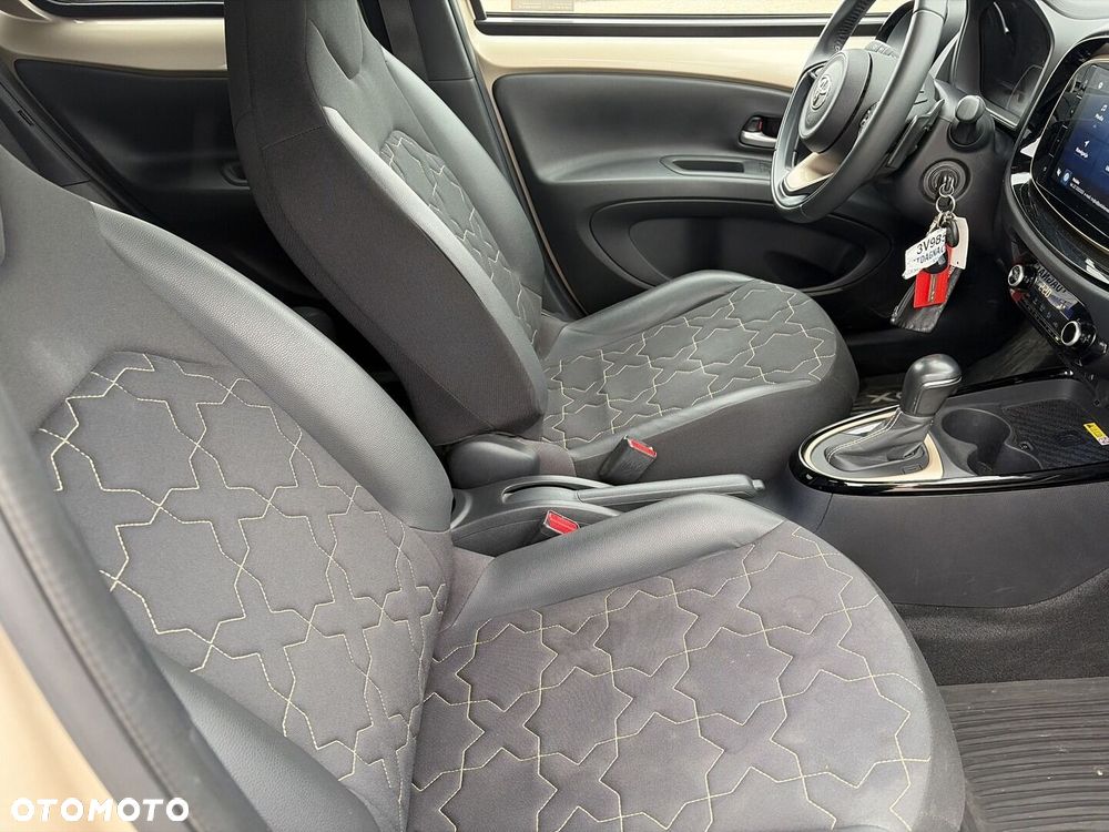 Toyota Aygo X - 10