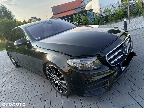Mercedes-Benz Klasa E 220 d 4-Matic 9G-TRONIC