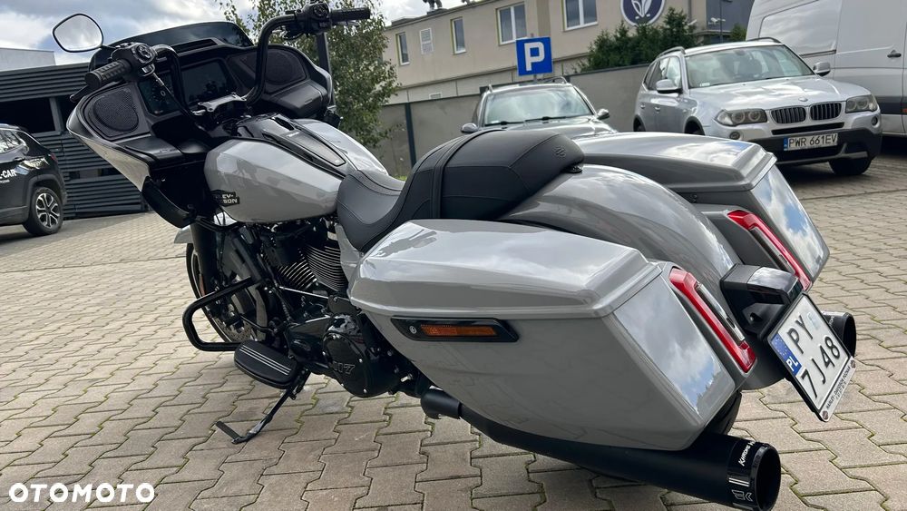 Harley-Davidson Touring Road Glide - 6