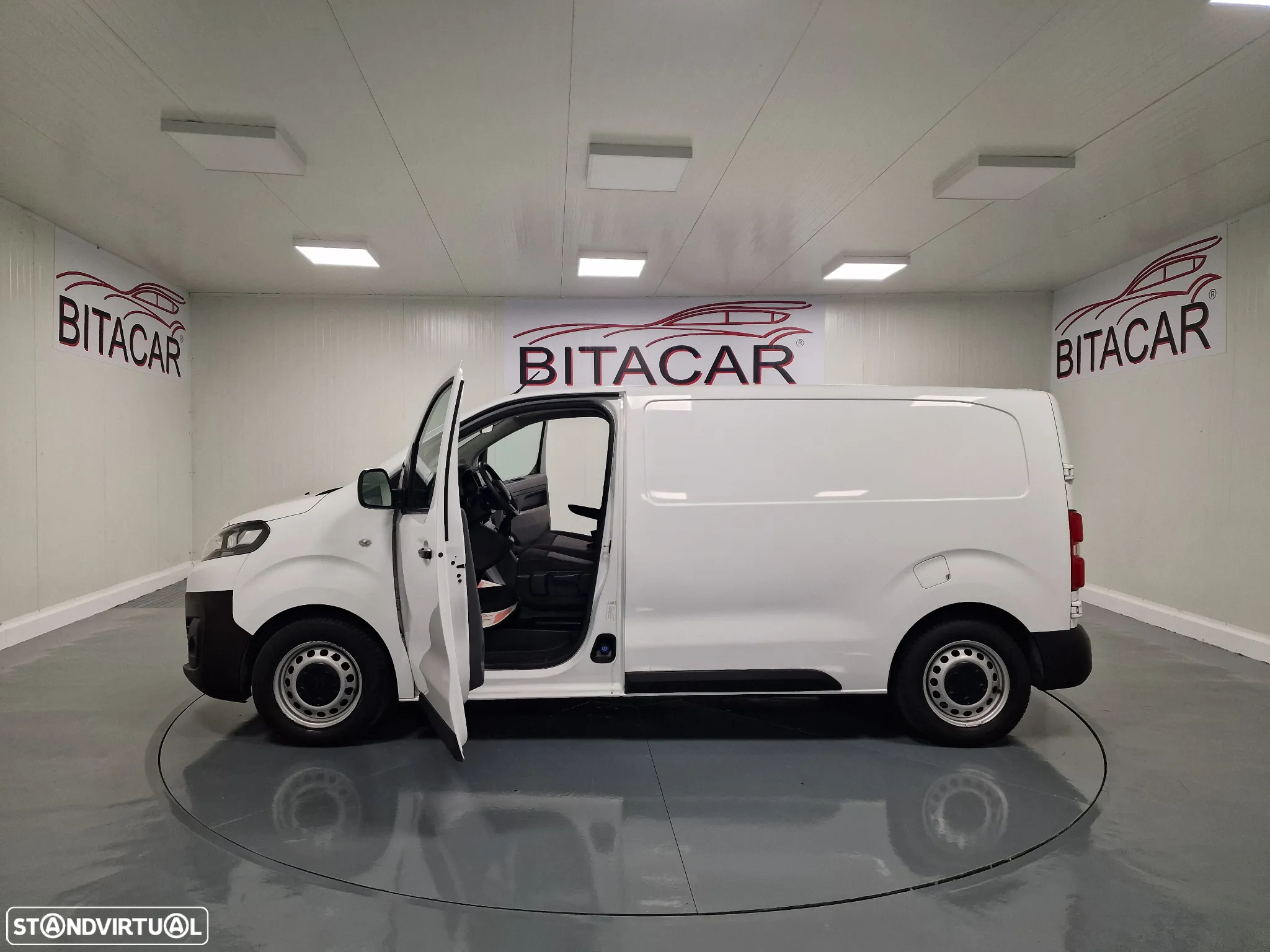 Citroën JUMPY 1.6 BLUEHDI IVA DEDUTIVEL - 21