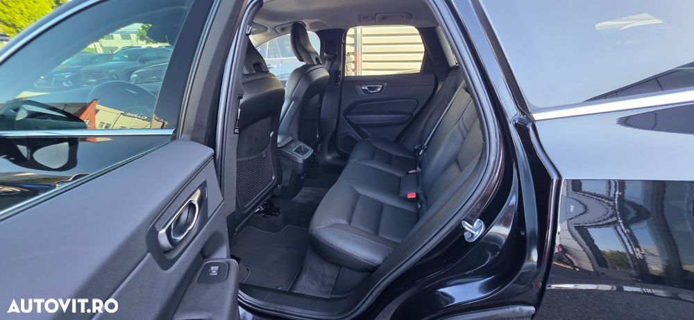 Volvo XC 60 B4 D Core - 15