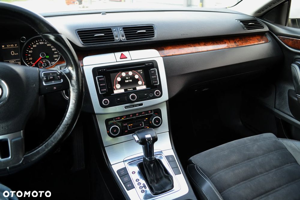 Volkswagen Passat CC 2.0 TDI DSG Exclusive - 15