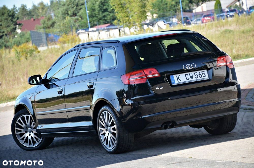 Audi A3 Sportback - 11