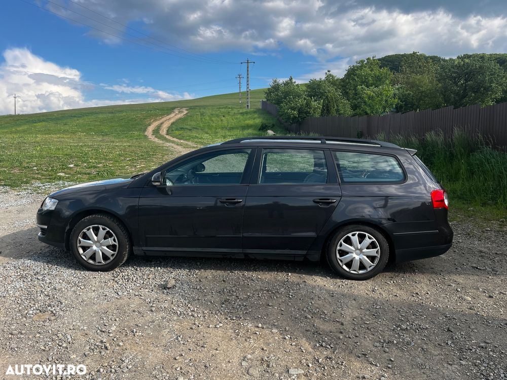 Volkswagen Passat 1.9 TDI Highline - 9