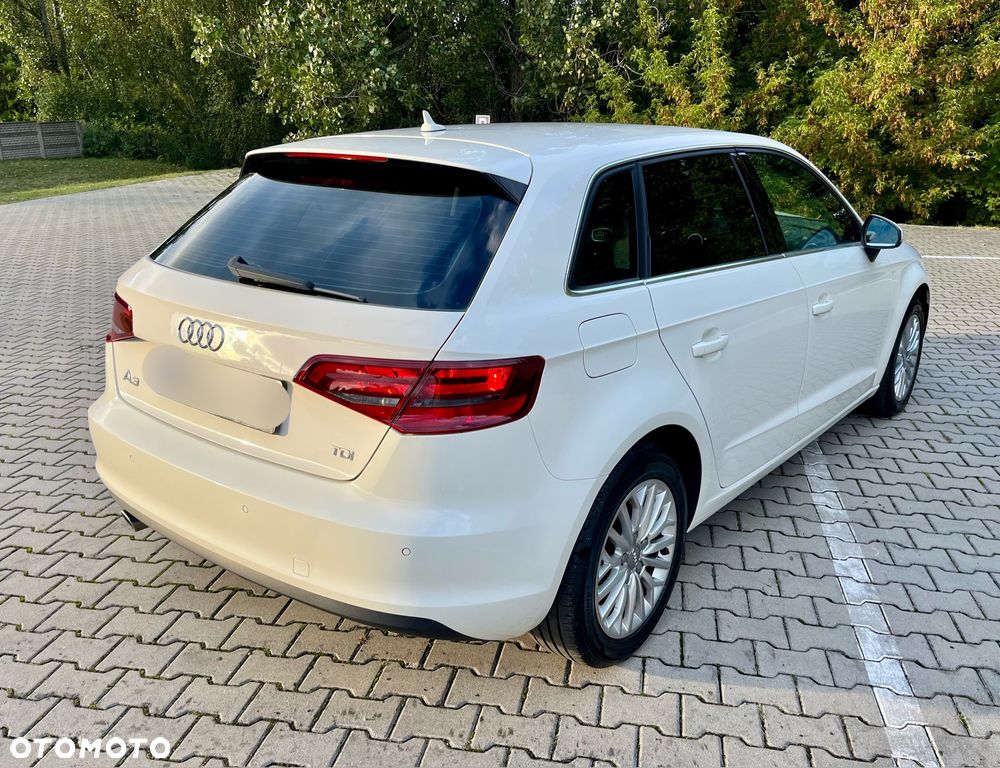Audi A3 Sportback - 6