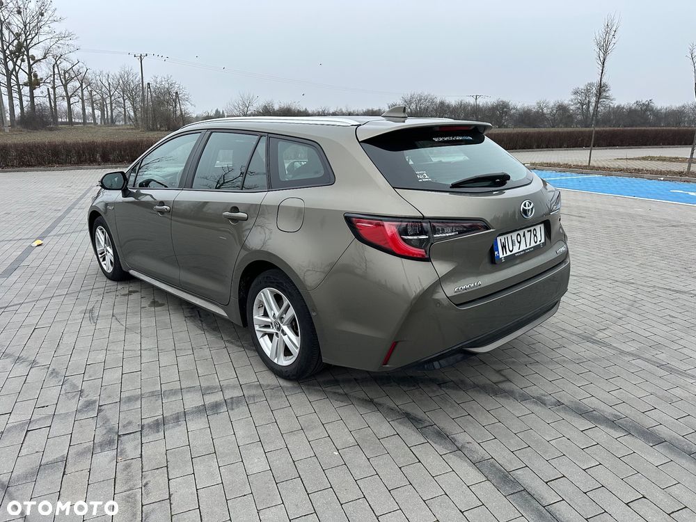 Toyota Corolla 2.0 Hybrid Comfort - 7