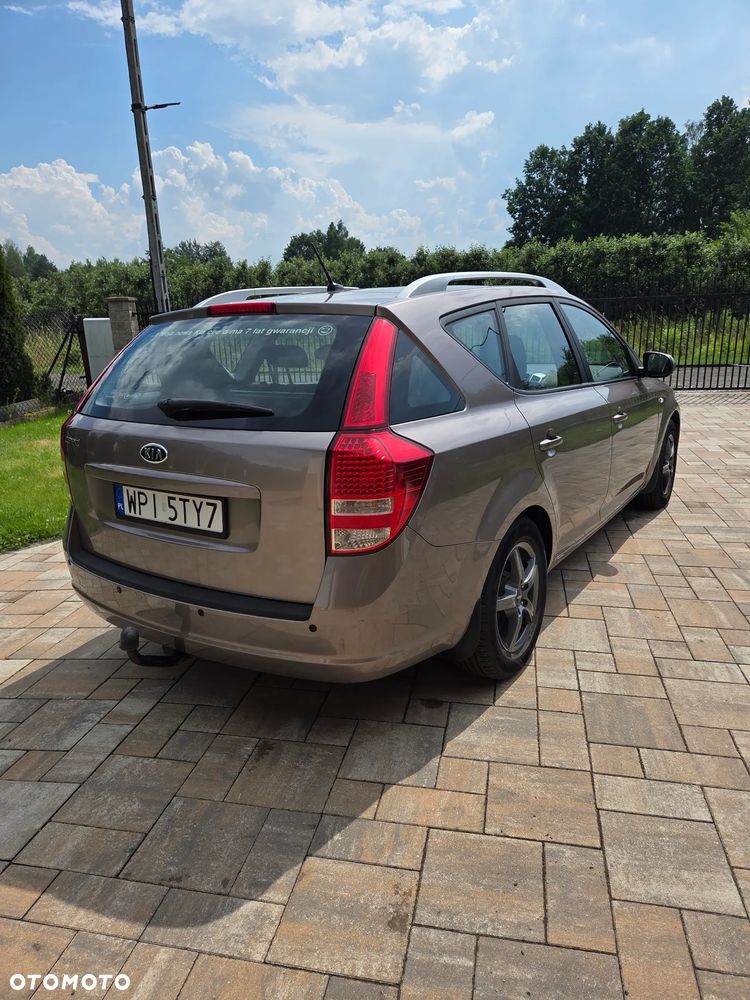 Kia Ceed 1.6 Comfort - 3