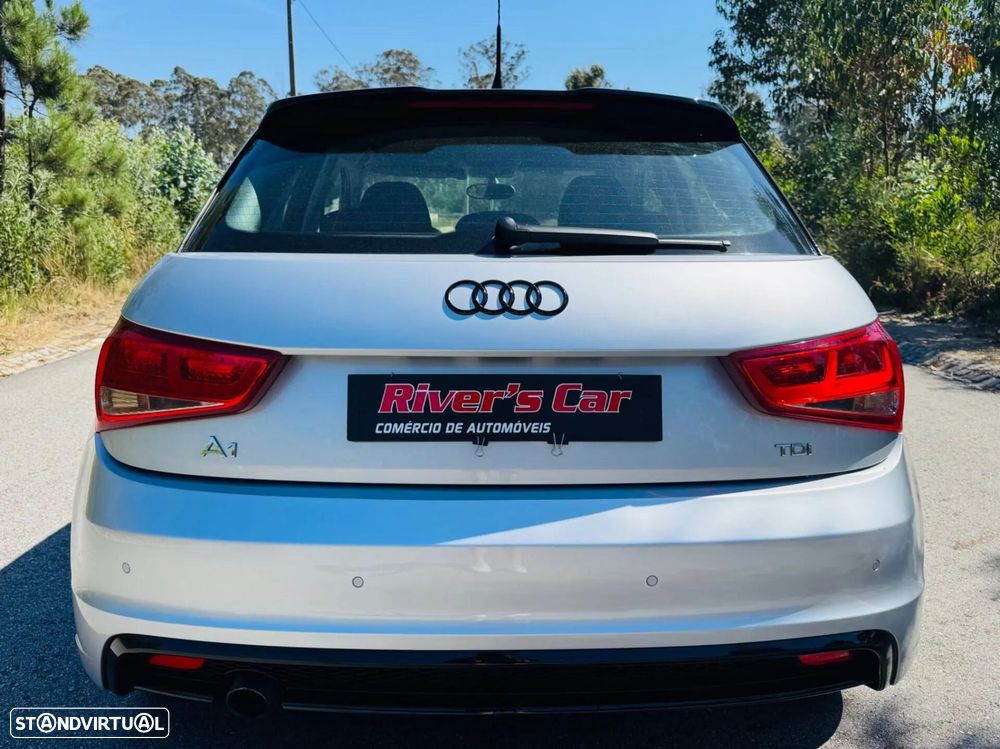 Audi A1 Sportback 1.6 TDI S line edition - 11