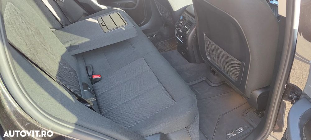 BMW X3 xDrive20i Aut. Advantage - 17