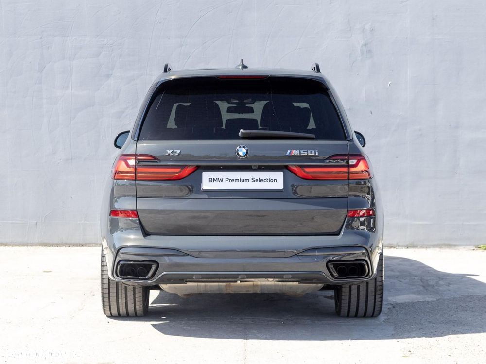 BMW X7 - 6