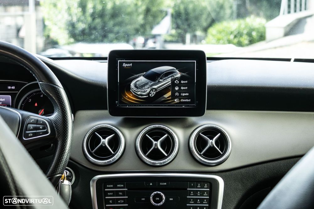 Mercedes-Benz CLA 200 - 34