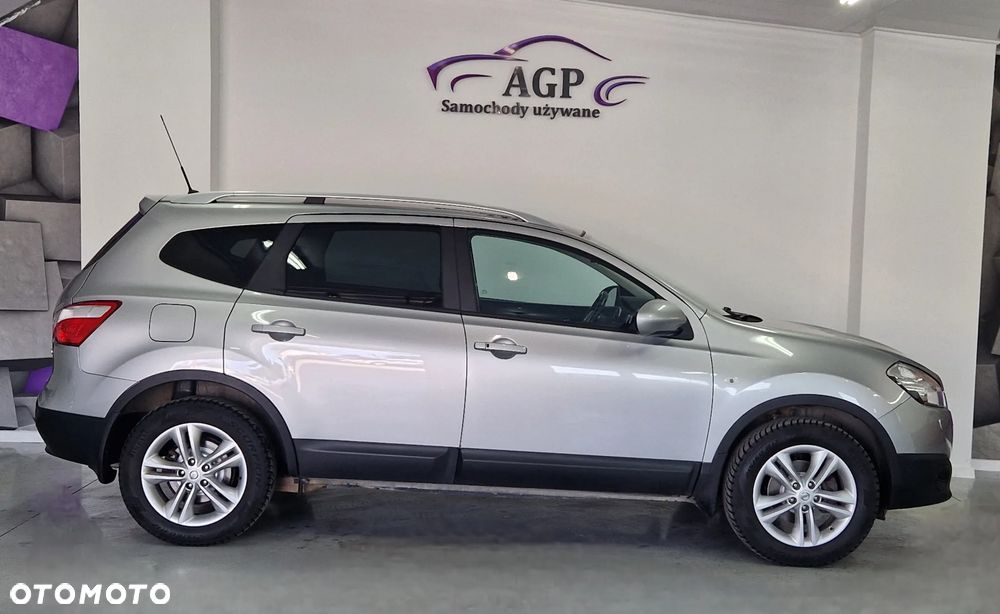 Nissan Qashqai+2 - 10