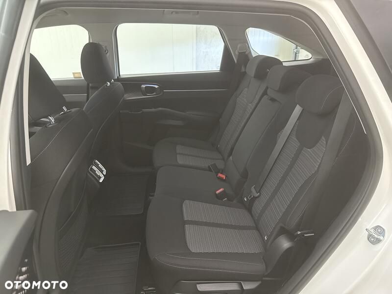 Kia Sorento 1.6 T-GDI HEV M - 21