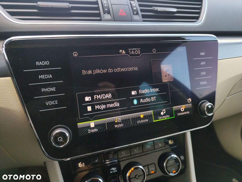 Skoda Superb 2.0 TDI SCR Style DSG - 37