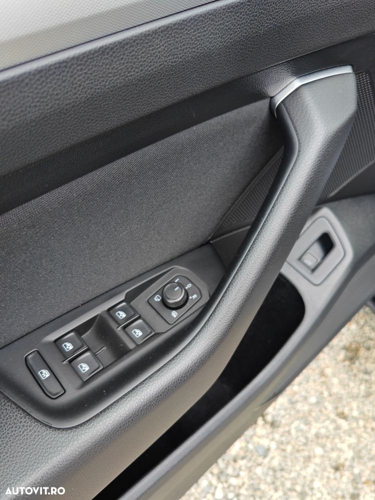 Volkswagen Passat - 31