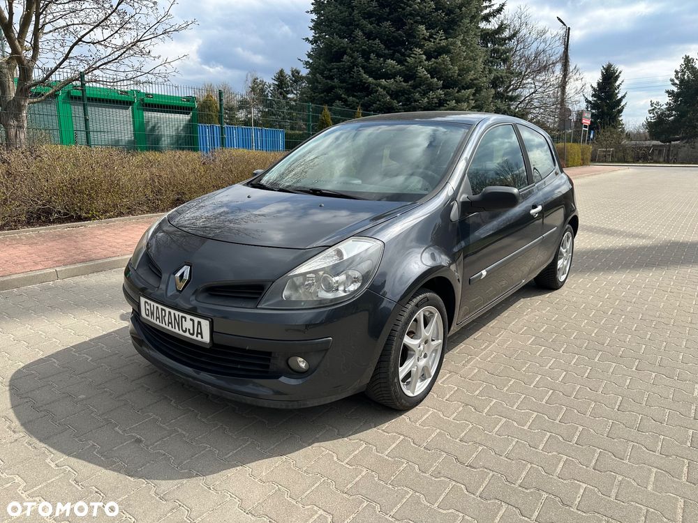 Renault Clio 1.6 16V Privilege - 2