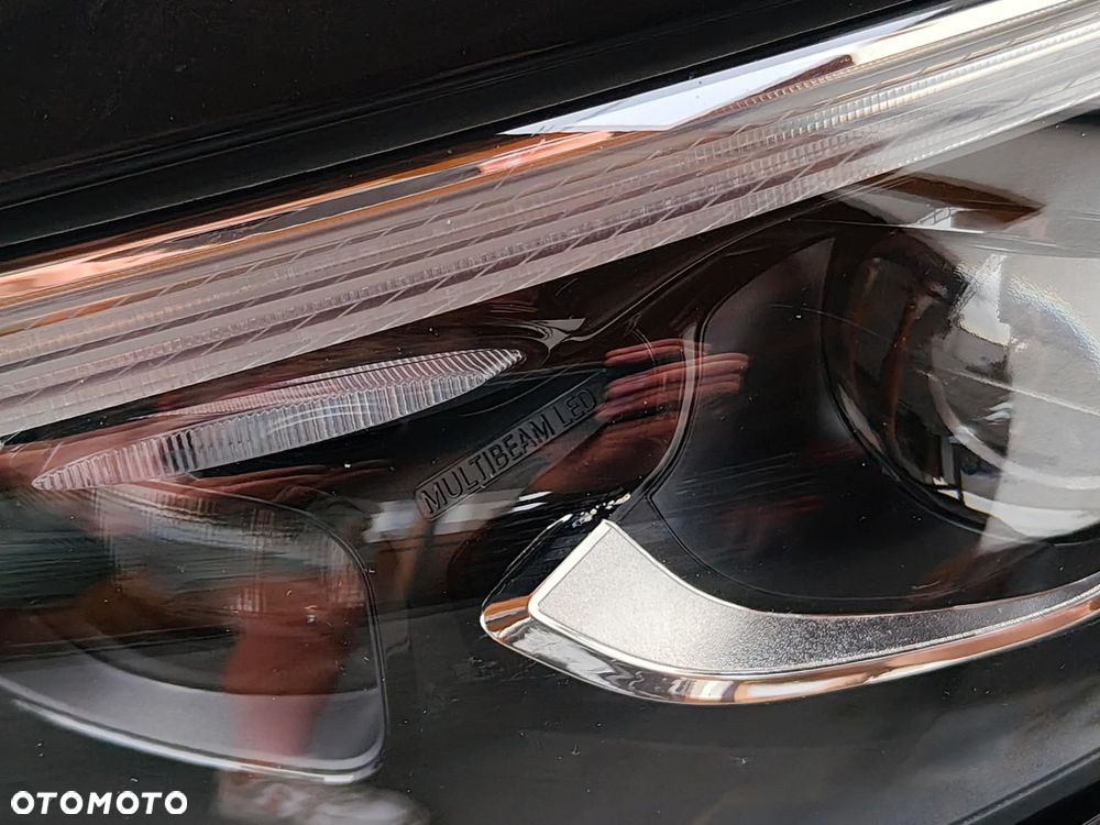 Mercedes-Benz Klasa A AMG 35 4Matic AMG Speedshift DCT 7G Advanced-Plus - 28