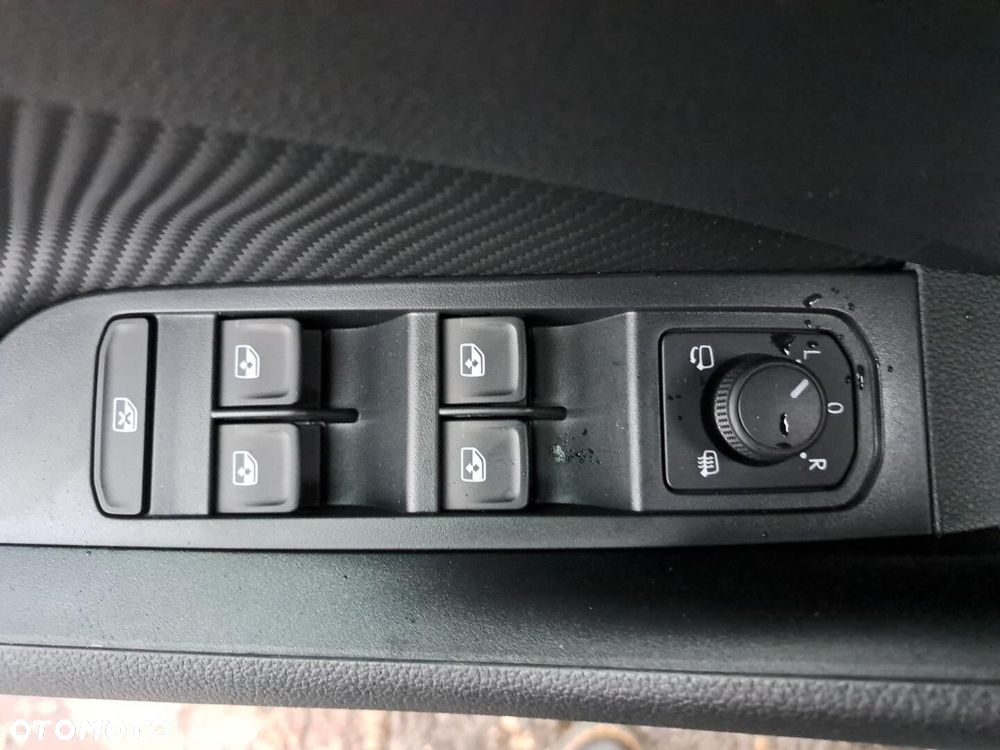 Skoda Scala 1.5 TSI Monte Carlo DSG - 21