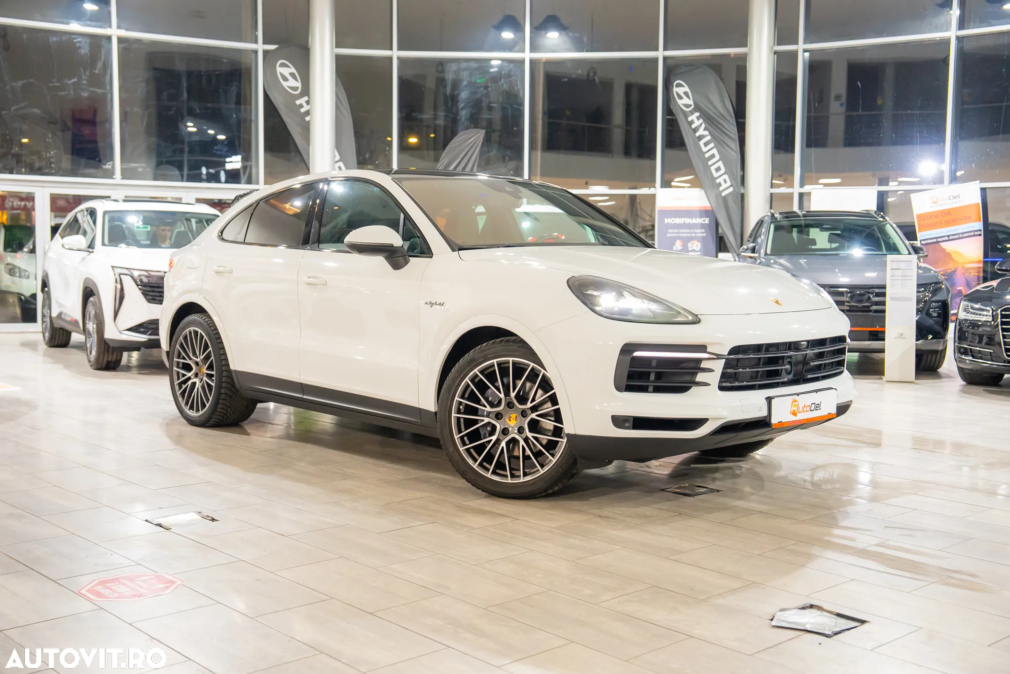 Porsche Cayenne Coupe E-Hybrid Tiptronic S Platinum Edition - 25