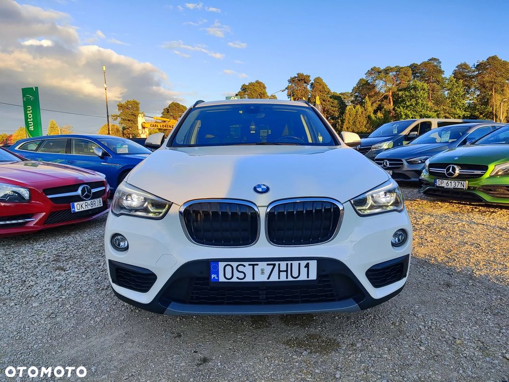 BMW X1 xDrive20d Advantage sport - 2