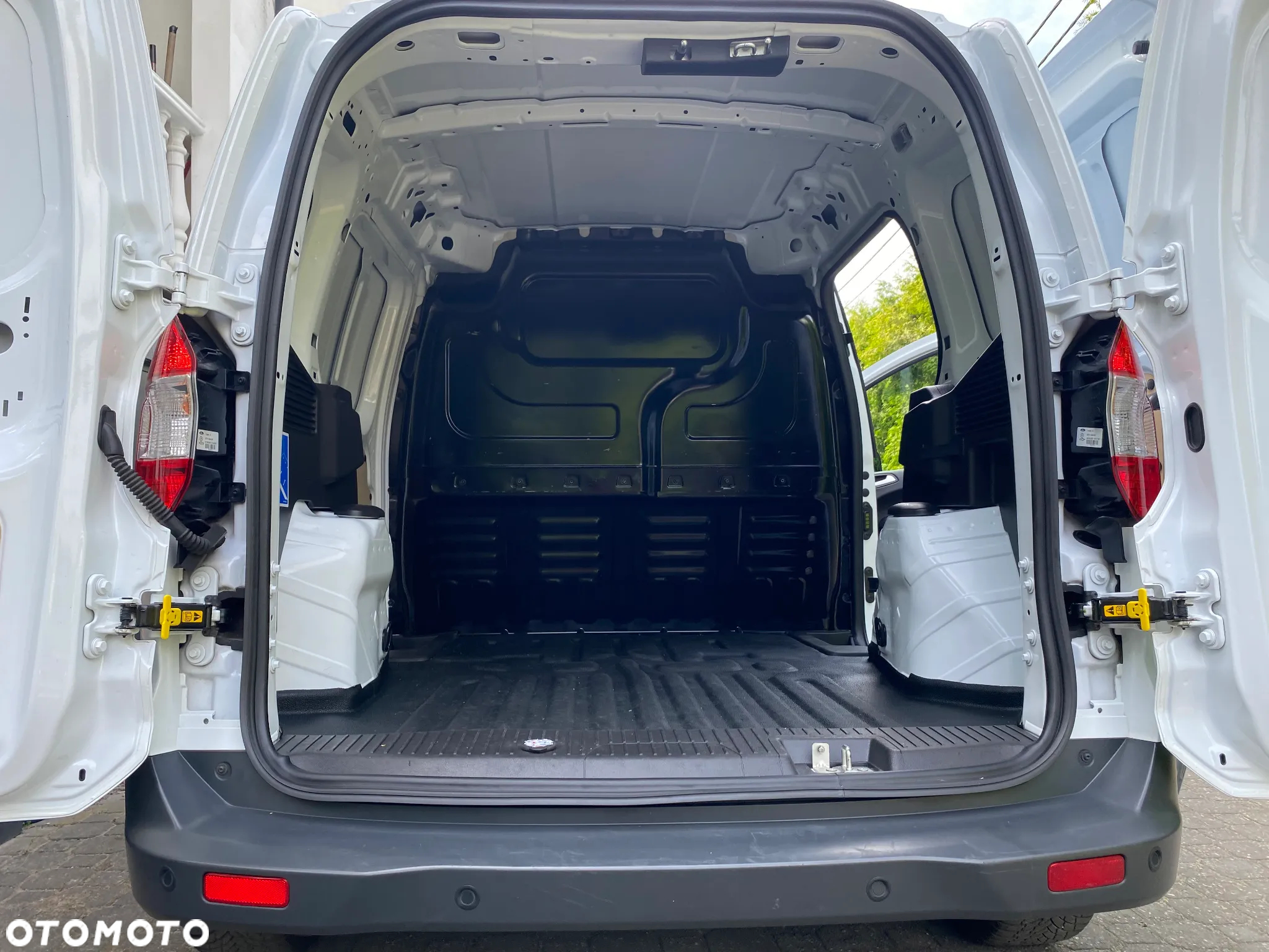 Ford Transit Courier LIMITED Car Play Navi Kamera Alu.Felgi Salon PL Bezwypadkowy 22r. Parktronic - 26