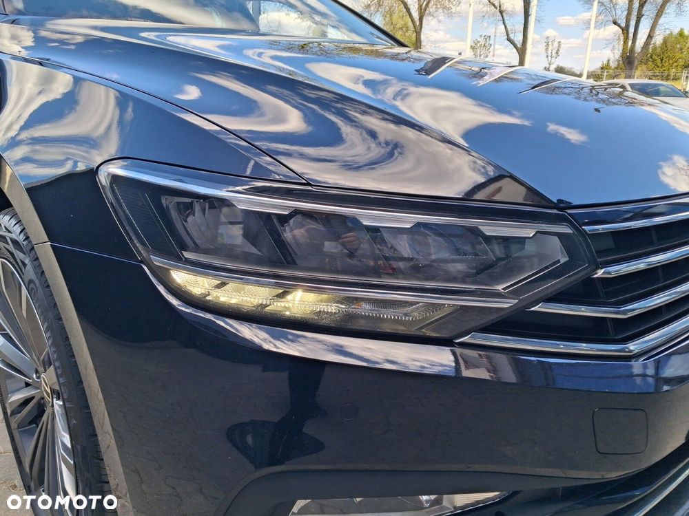 Volkswagen Passat 2.0 TDI SCR DSG Business - 34