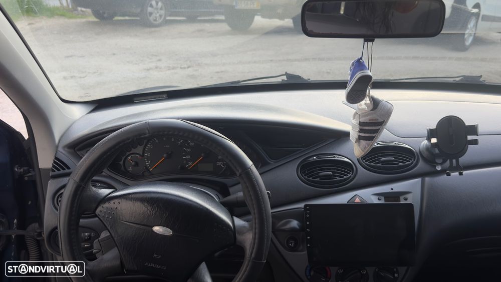 Ford Focus SW 1.6 Ambiente - 5
