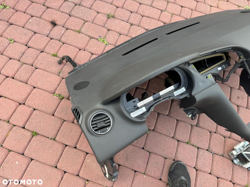 DESKA KONSOLA KOKPIT PODUSZKA PASY PEUGEOT 3008 I - 9