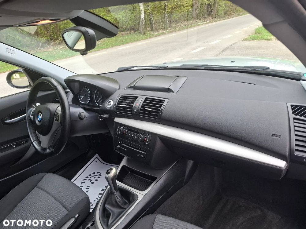 BMW Seria 1 - 12