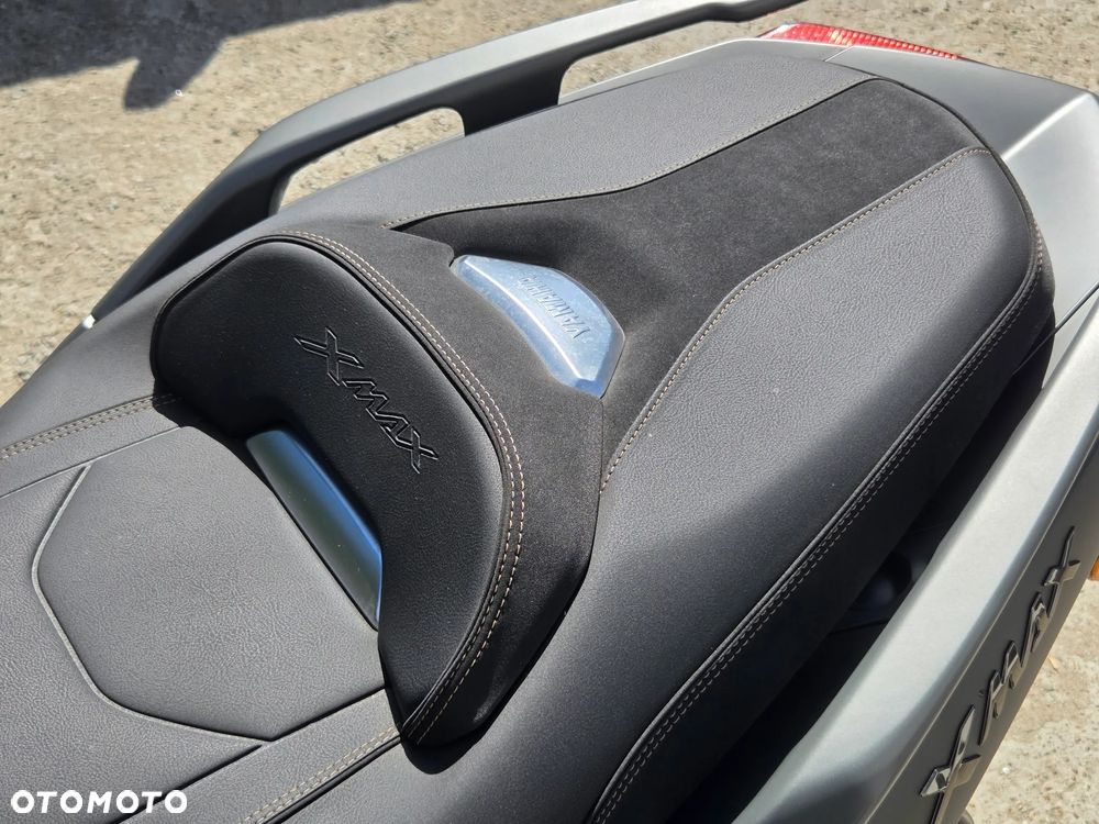 Yamaha X-max - 16