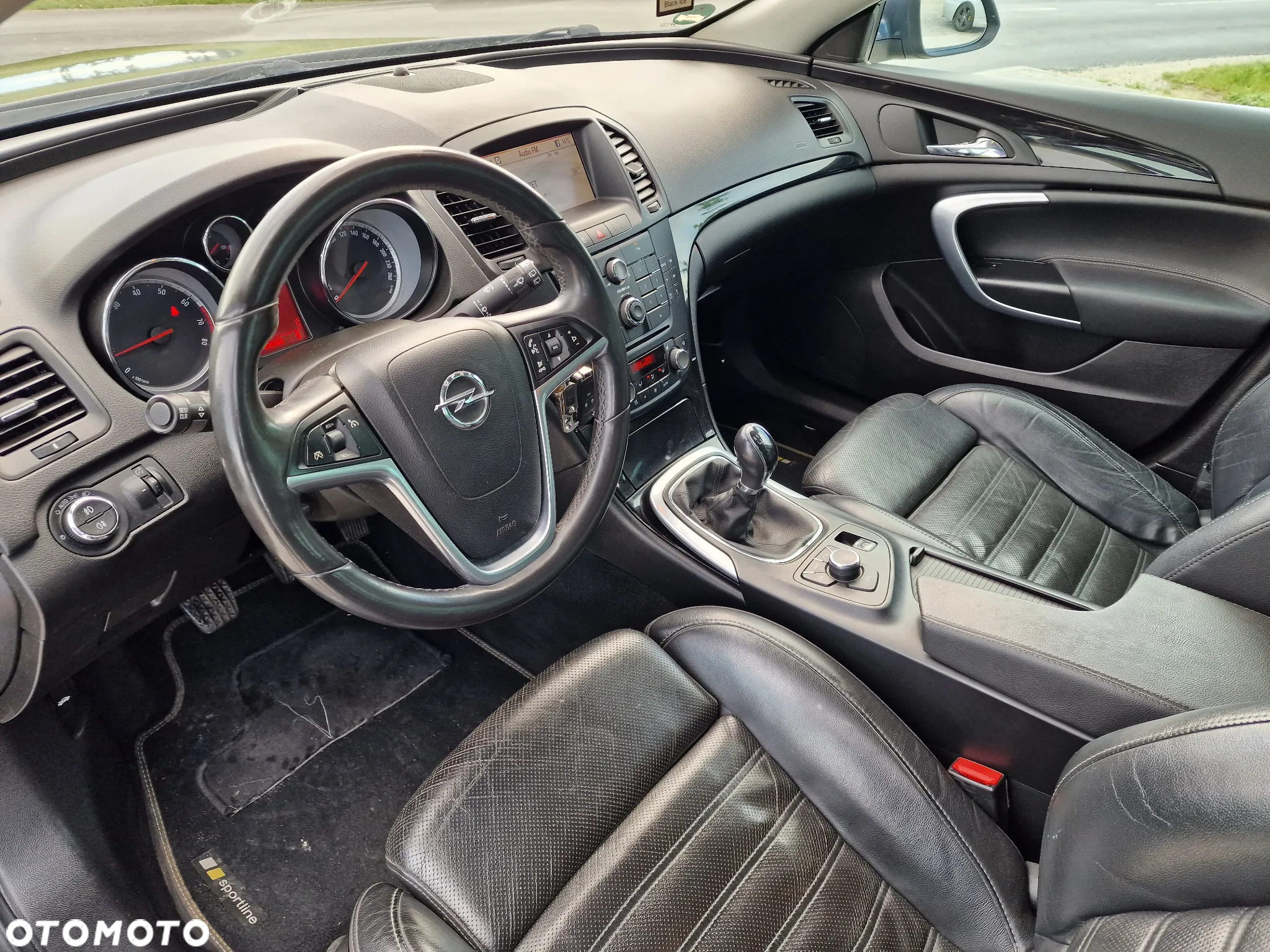 Opel Insignia 2.0 T Cosmo 4x4 - 17