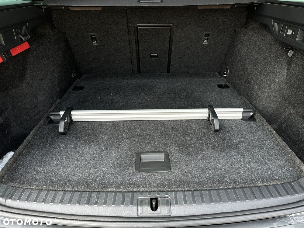 Skoda Octavia 2.0 TDI 4x4 Scout DSG - 10