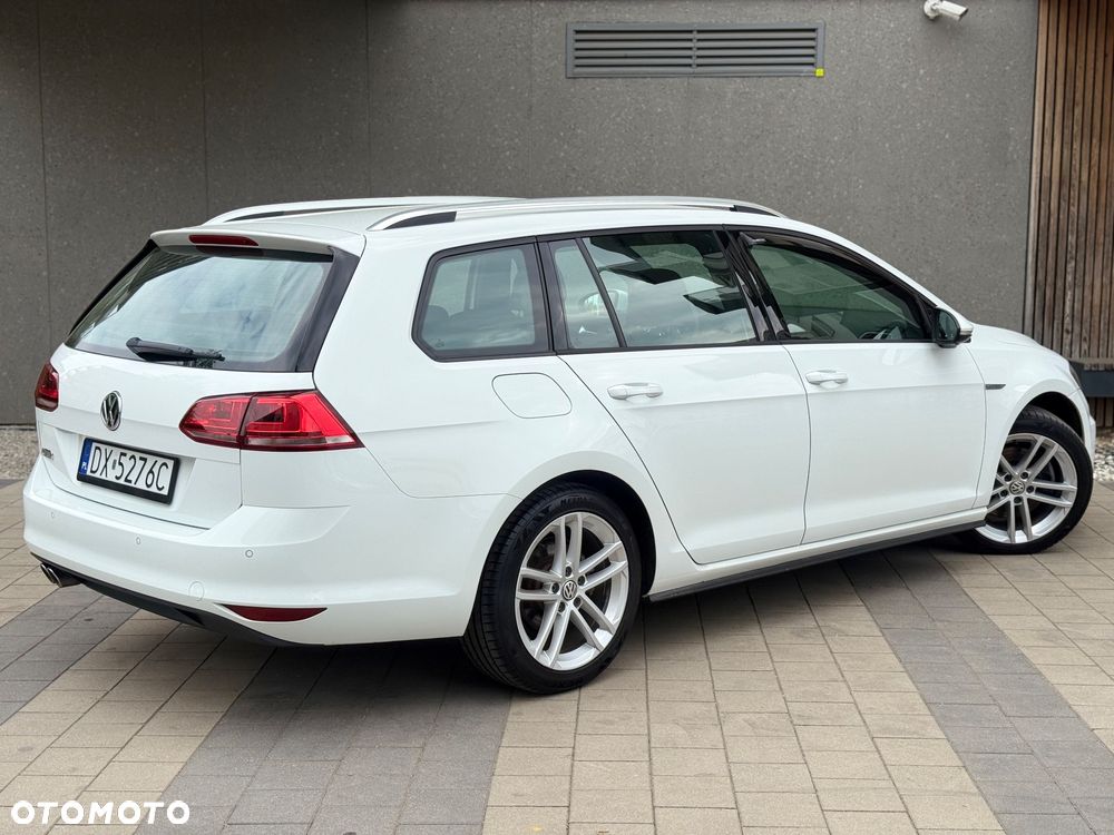 Volkswagen Golf - 4
