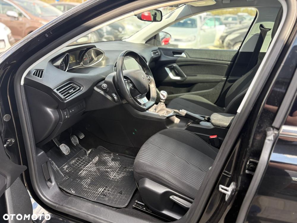 Peugeot 308 1.6 HDi Active - 8