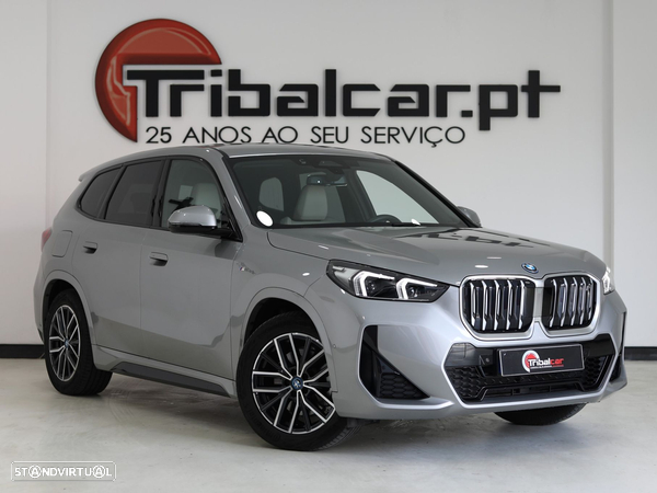 BMW iX1 xDrive30 Pack Desportivo M