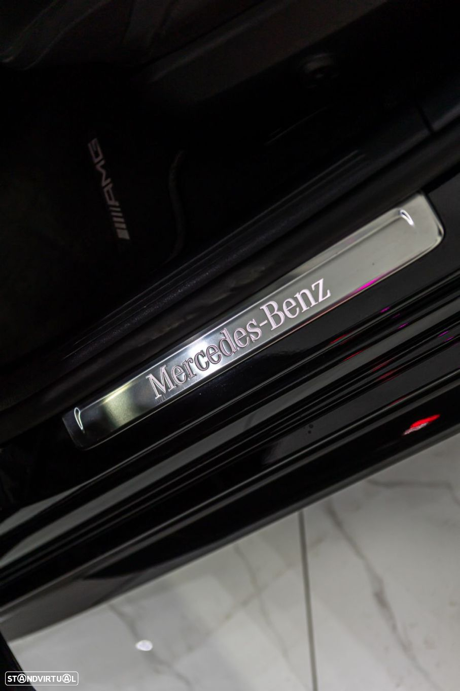 Mercedes-Benz C 300 e AMG Line - 36