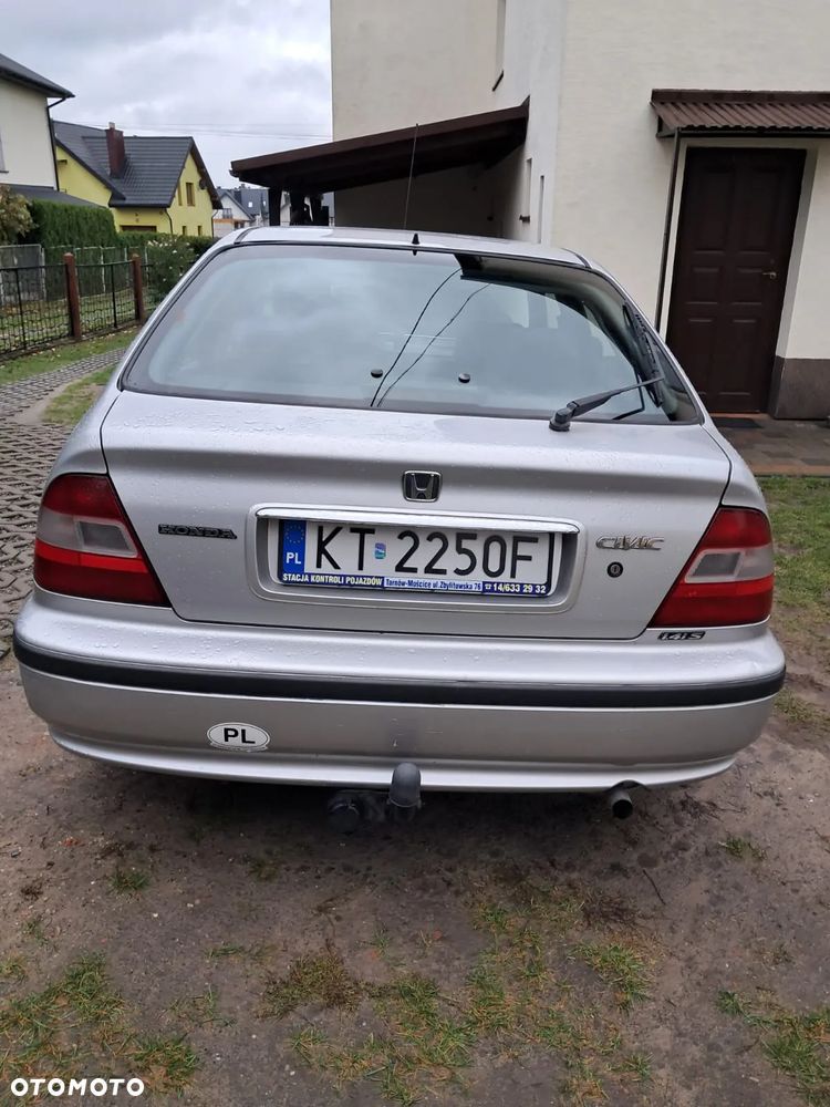 Honda Civic 1.4i S - 2