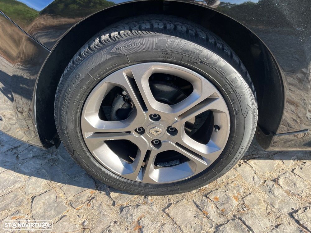 Renault Clio Sport Tourer 0.9 TCe GT Line - 20