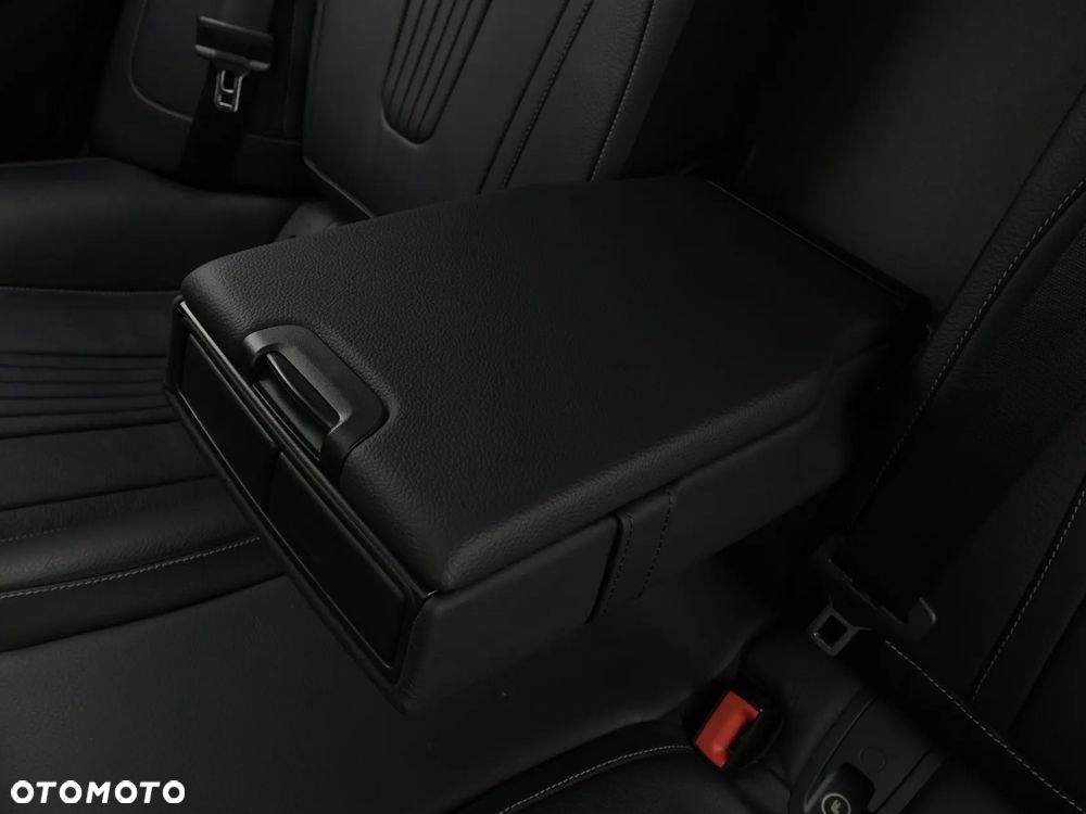 Mercedes-Benz CLS 400 d 4Matic 9G-TRONIC AMG Line - 35
