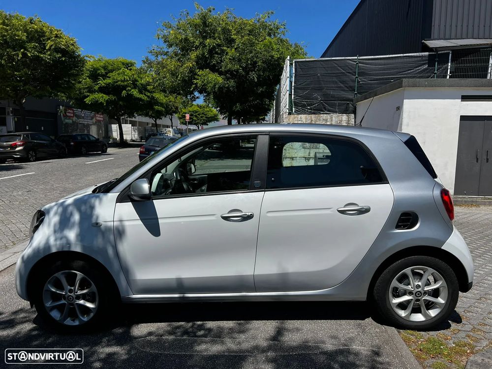 Smart ForFour EQ - 5