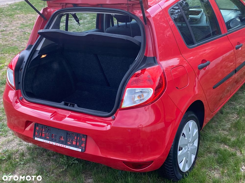 Renault Clio 1.2 16V 75 Dynamique - 17