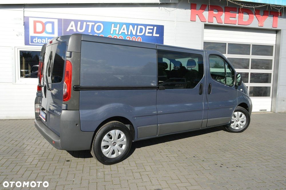 Opel Vivaro - 12