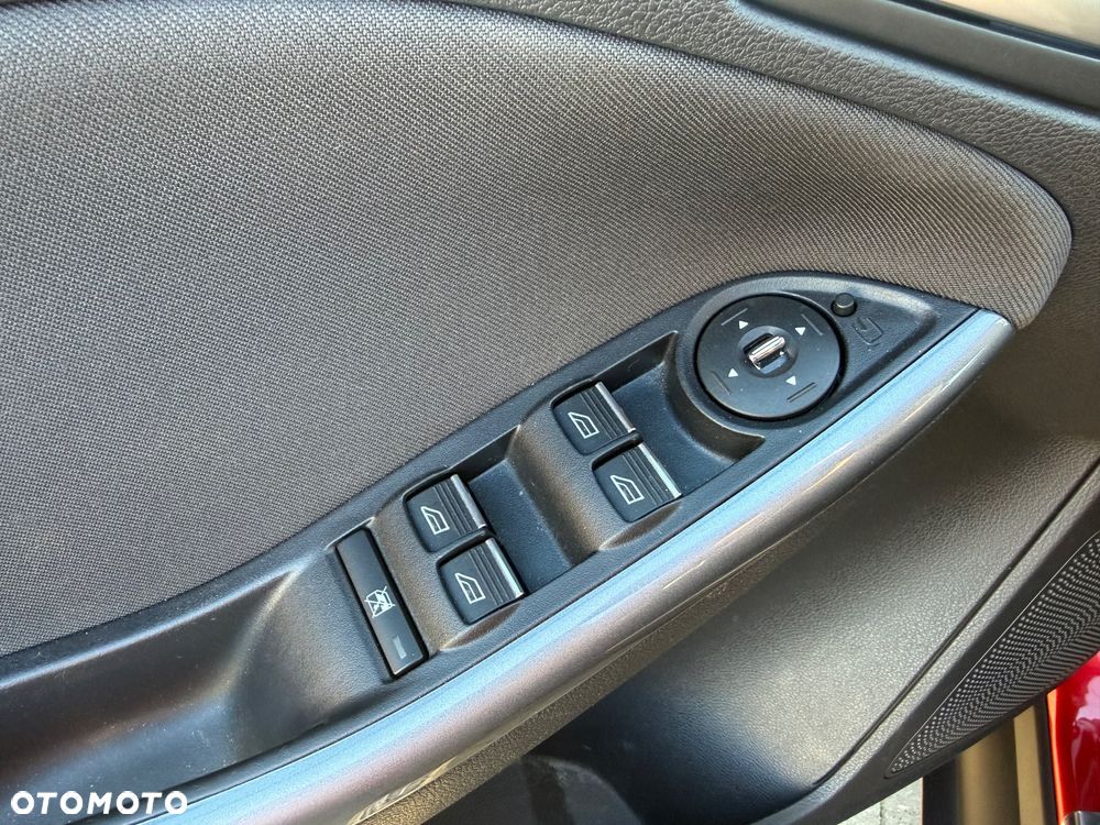 Ford Focus 1.6 EcoBoost Start-Stopp-System Titanium - 29