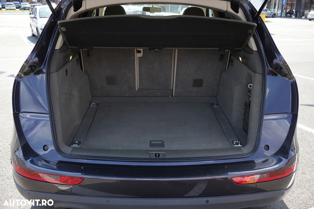 Audi Q5 2.0 TDI Quattro S-Tronic - 9
