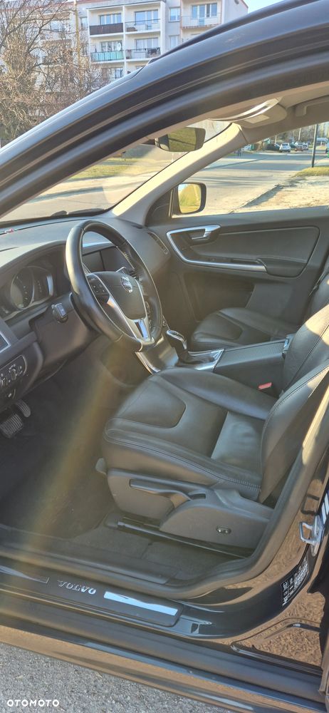 Volvo XC 60 D4 Drive-E Kinetic - 11